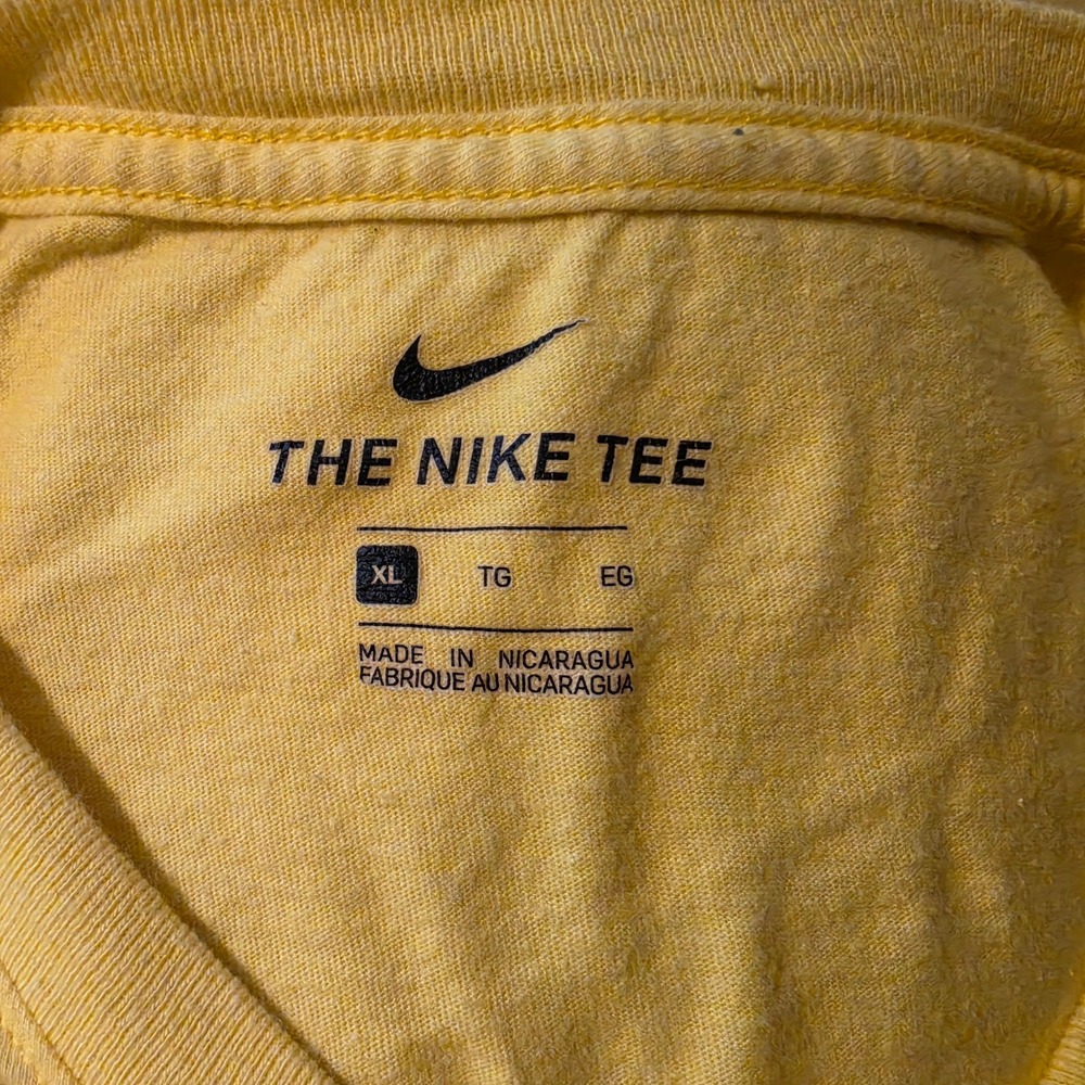 Nike Mens Long Sleeve Graphic T-Shirt Yellow White Swoosh Logo XL Regular Fit - Picture 4 of 8